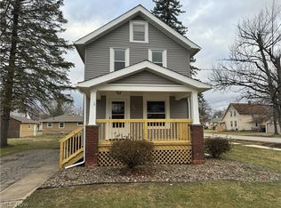 902 Francis Ave SE, Warren, OH
