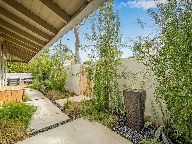 1800 Glenwood Ln — Photo 45