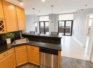 610 Newark St APT 5G, Hoboken, NJ 07030