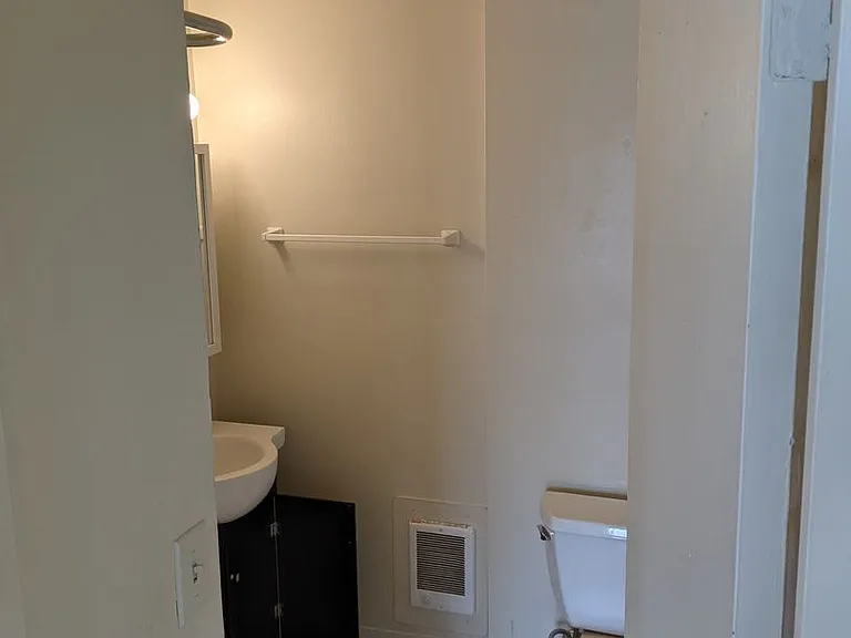 Lanai Apartments — Photo 6