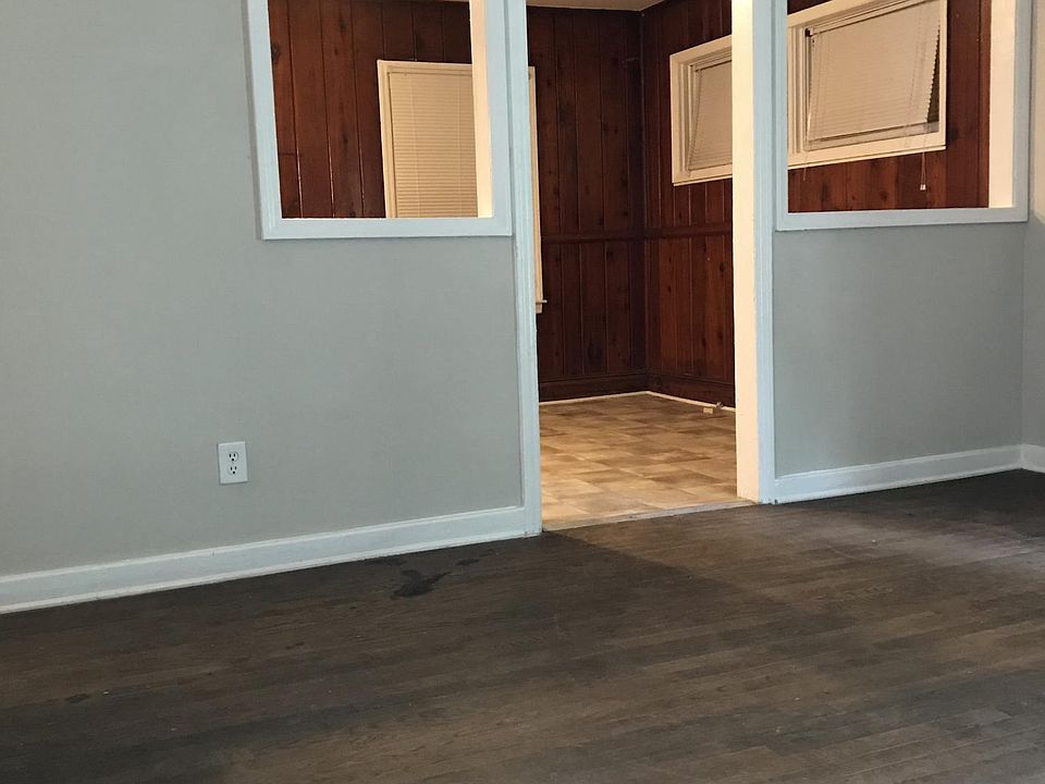 2nd image of 5007 Winchester St