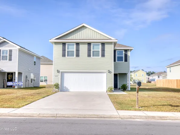 2009 Beauvoir St, Ocean Springs, MS 39564
