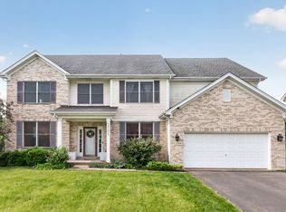 5701 Caribou Ln, Hoffman Estates, IL 60192