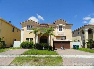 17992 NW 87th Ct, Hialeah, FL 33018