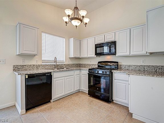 5th image of 3917 Copperhead Hills St