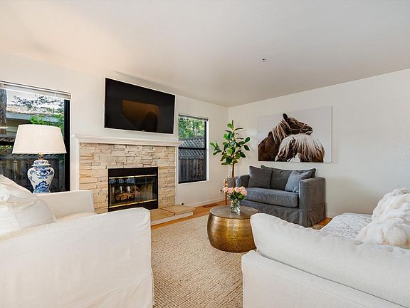 5th image of 3204 Villa Lane