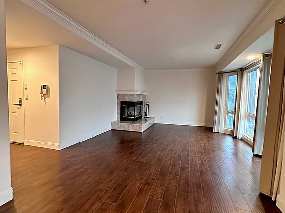 2nd image of 737 La Playa St #B