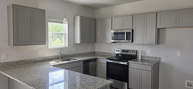 5037 Fallmeade Rd — Photo 4