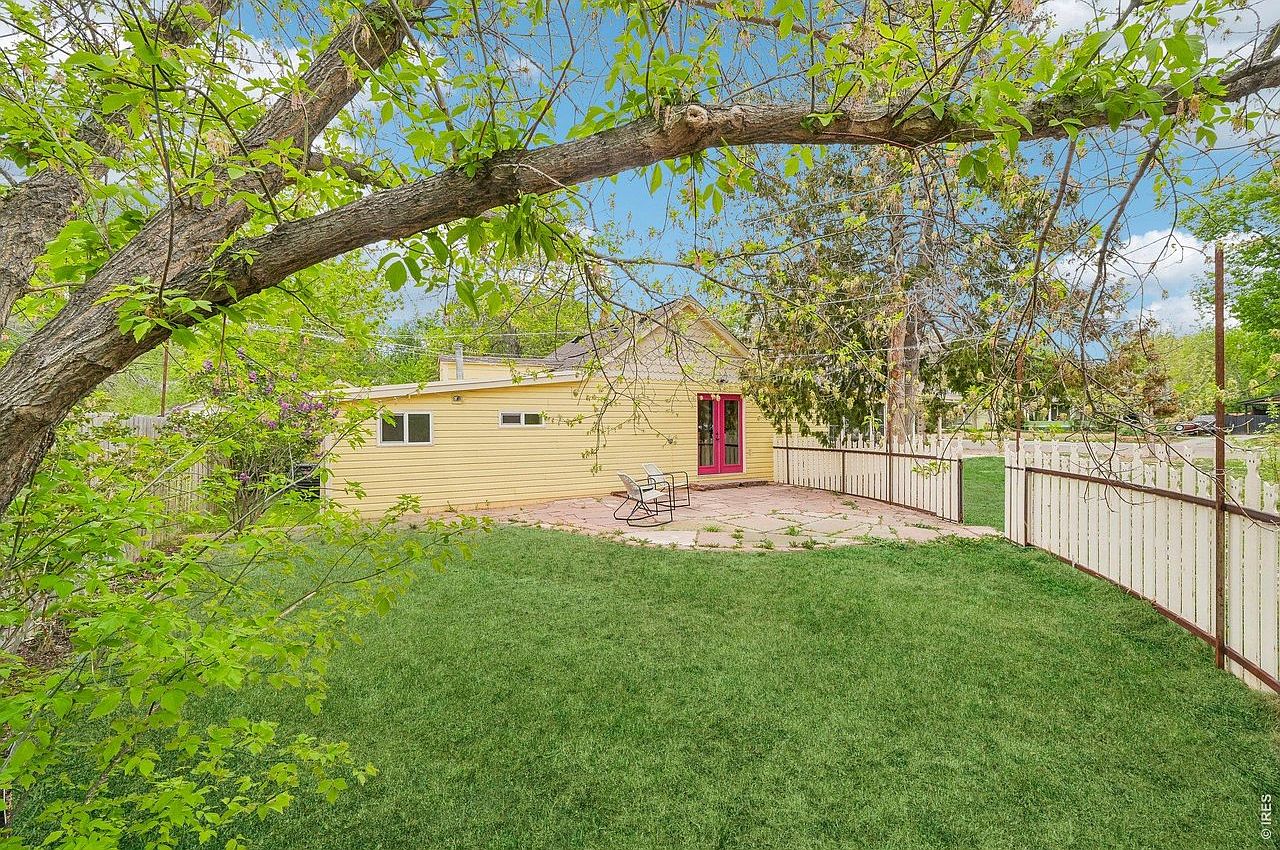 205 5th Ave - Photo 6