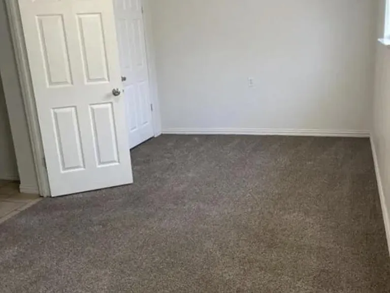 Unit Photo