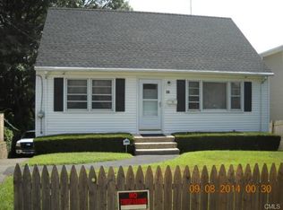 58 Lakeview Ave, Bridgeport, CT 06606