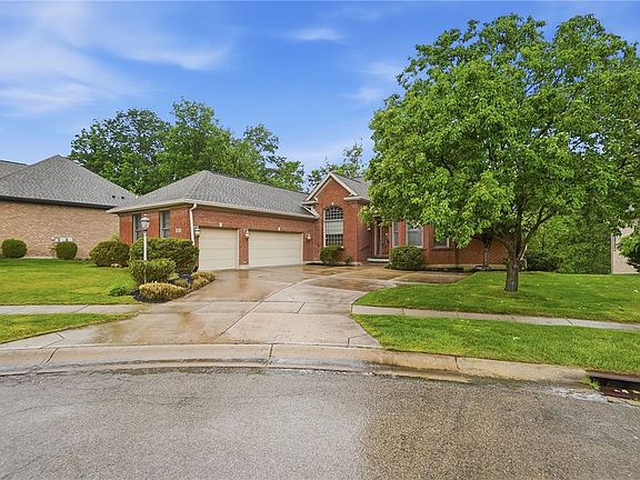 2nd image of 3947 Liam Ct