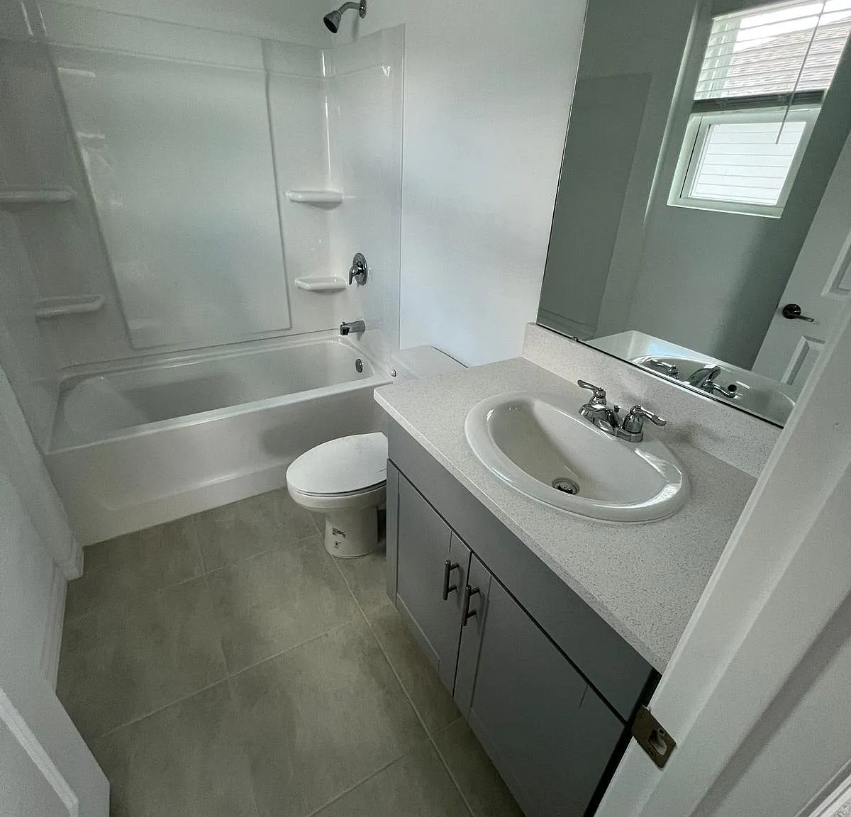 2 bed, 2.5 bath, 1255 sqft, $1,750 — Photo 2