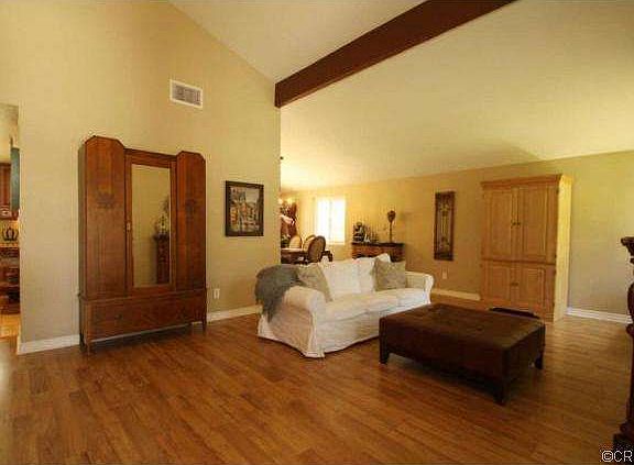 3rd image of 15675 Tern St