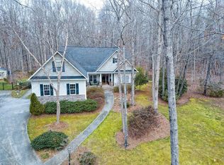 132 Oak Hill Rd, Advance, NC 27006