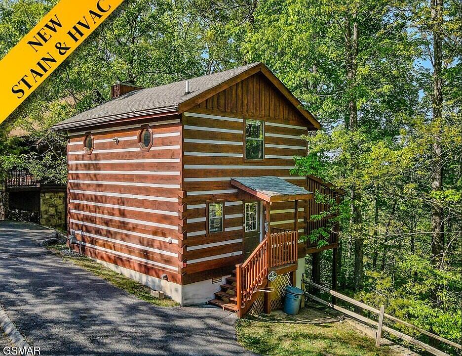 1st image of 742 Nighthawk Way