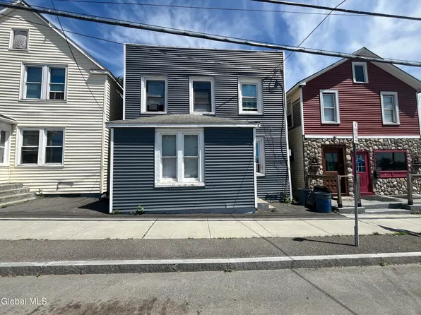704 East Street, Rensselaer, NY 12144
