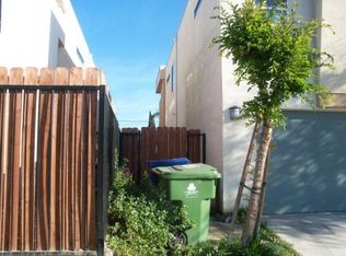2125 Santa Ana S, Los angeles, CA 90059