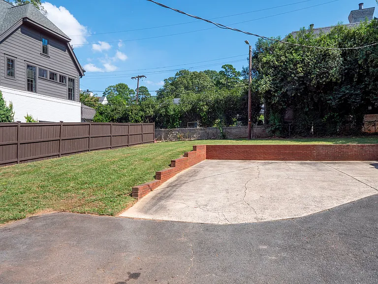 1221 S Kings Dr #1 — Photo 4