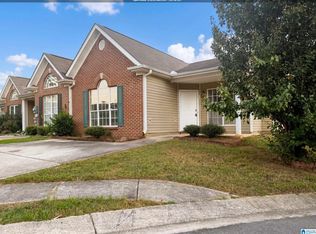 210 Hidden Cove Cir, Pelham, AL 35124