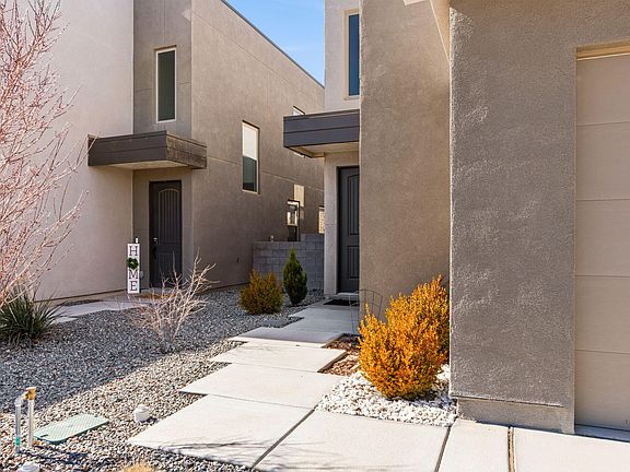 3rd image of 5765 Cosmo Ct NE