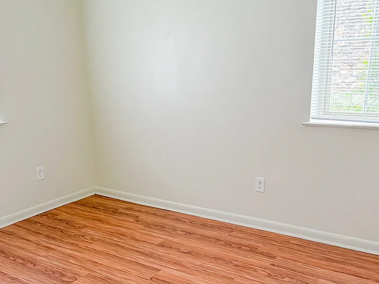 Ferncliff North — Photo 3