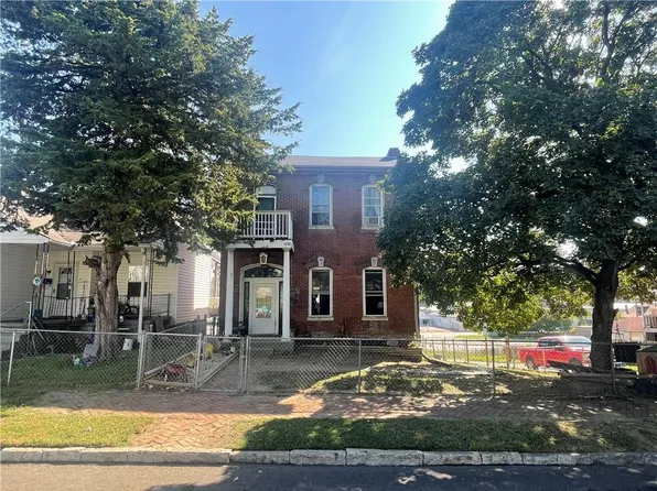 1201 N 2nd St, Saint Joseph, MO 64501