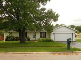 8510 Elm Ave, Machesney Park, IL