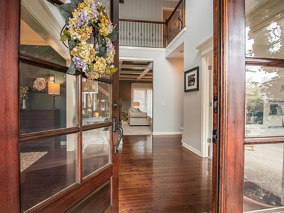 Entry Foyer