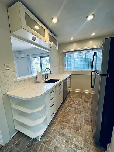 933 N Hobart Blvd #933 Photo 1