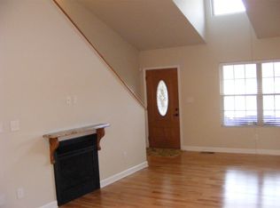 4002 Wesoga Dr, Dandridge, TN 37725