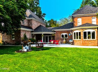 100 McCormick Rd, Yakima, WA 98908