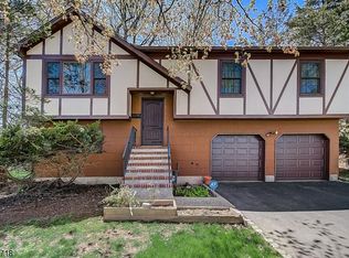 834 Grandview Ave, Westfield, NJ 07090