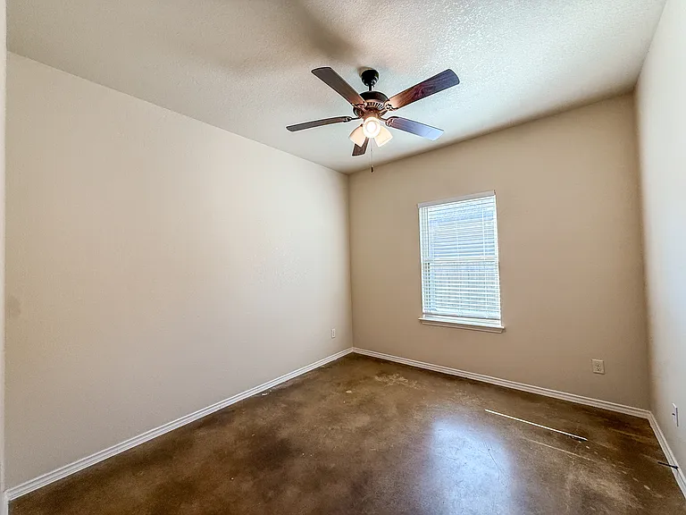 342 Emma Dr #2-1 — Photo 10