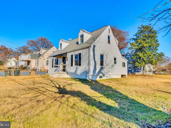 4111 54th Pl, Bladensburg, MD 20710