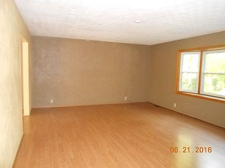 2nd image of 3221 Glen Hills Dr