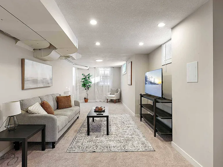 5912 Bartlett Blvd — Photo 16