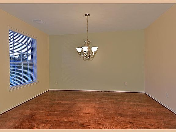 5th image of 170 Hawkhurst Cir