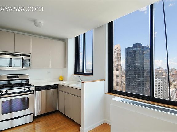 3rd image of 304 E 65th St APT 39D