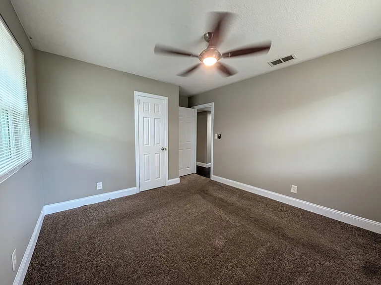 5363 Poppy Dr — Photo 9