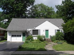 1102 Monarch Rd, South Euclid, OH 44121