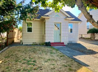 1215 18th St, Anacortes, WA 98221