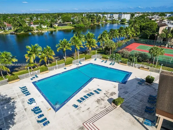 14221 N Kendall Dr #110C, Miami, FL 33183