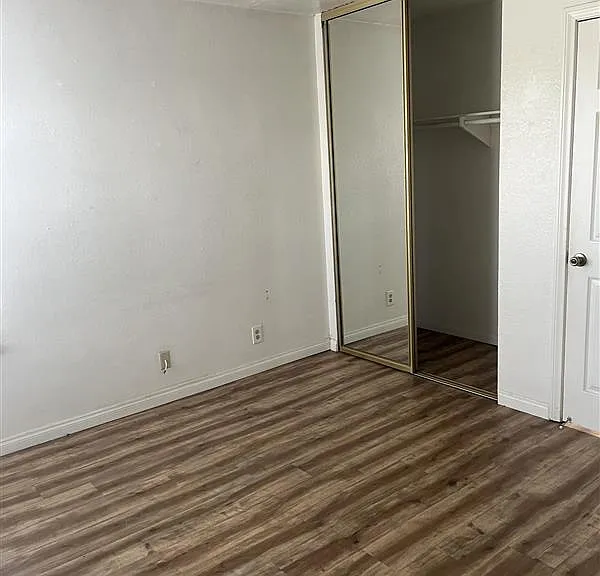 1452 Diamond St — Photo 9
