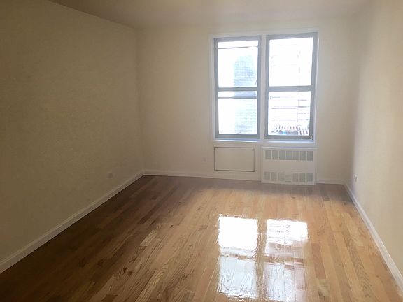 5th image of 3546 71st St