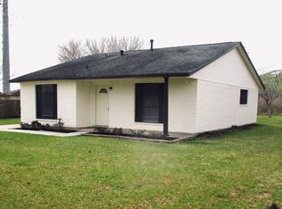 1109 N Ave N, Freeport, TX 77541