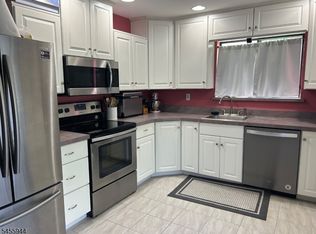 14249 Dell Pl BLDG 14 #249, Stanhope Boro, NJ 07874