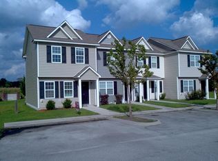 201 Lanieve Ct, Hubert, NC 28539