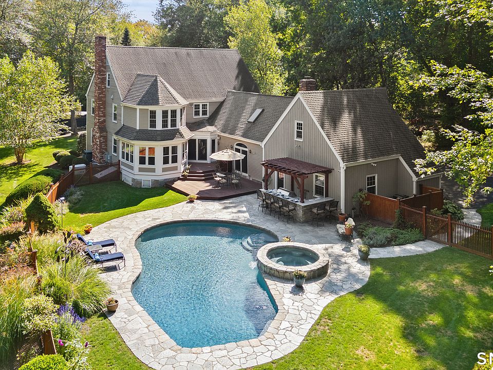 1st image of 368B Wilton Road