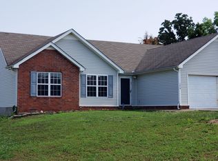 1019 Anna Gannon Dr, La Vergne, TN 37086